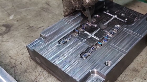 越南注塑厂的塑胶模具具体包含哪些配件 越南注塑厂的塑胶模具具体包含哪些配件
