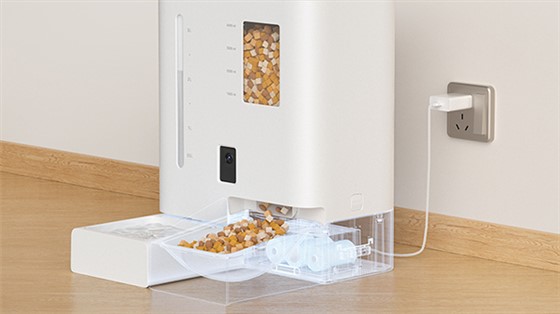 断电不断粮喂食器
