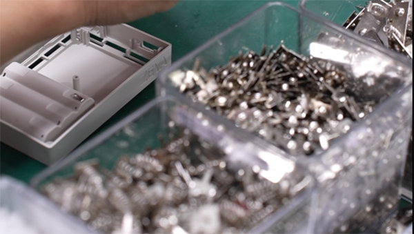 铝合金模具注塑成型核心缺陷