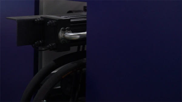 扫地机开模注塑定制厂5大技术突破