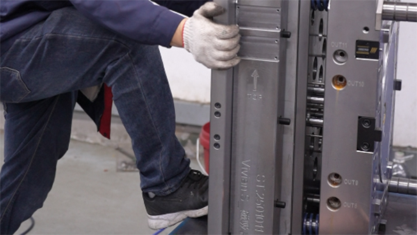 注塑成型模具工厂：需重视的5大模具损坏原因及预防措施