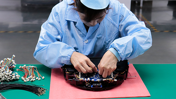 扫地机开模注塑定制的核心流程与技术要点 扫地机开模注塑定制的核心流程与技术要点