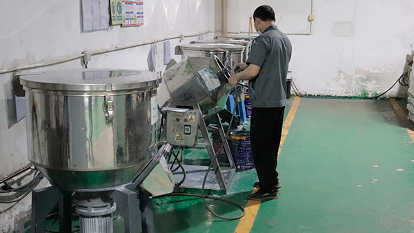 东莞注塑加工厂：模腔压力，注塑质量的核心监测指标