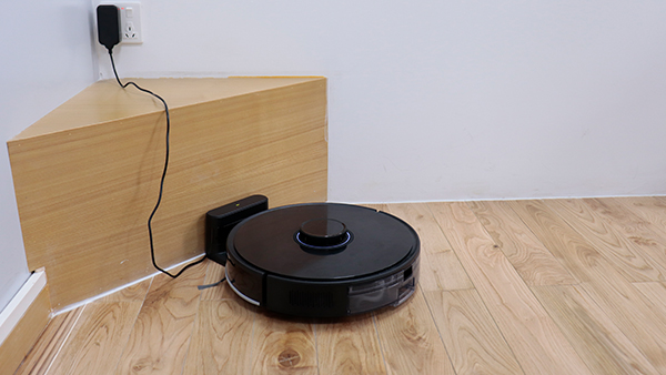 大型塑胶模具注塑：塑件不规则沉坑的成因与对策