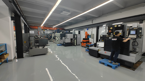 模具制造加工厂家：注塑常见异常的成因与解决措施