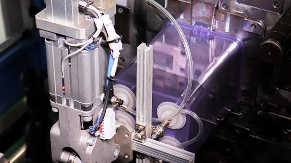 注塑成型模具工厂：注塑机开机准备全流程规范