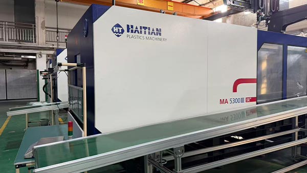 扫地机开模注塑：塑胶件表面处理关键方法与注意事项