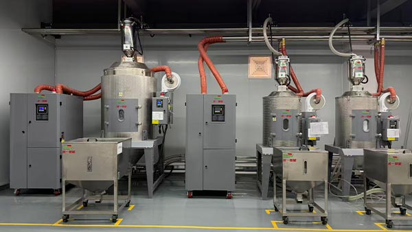 大型注塑产品加工：核心塑料成分解析