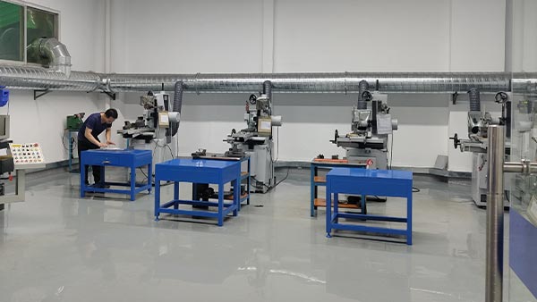 东莞扫地机模具设计怎么选？实测推荐+避坑指南