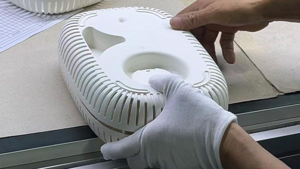 家电创新卡在模具上？专业东莞家电塑胶注塑模具加工生产厂如何破局