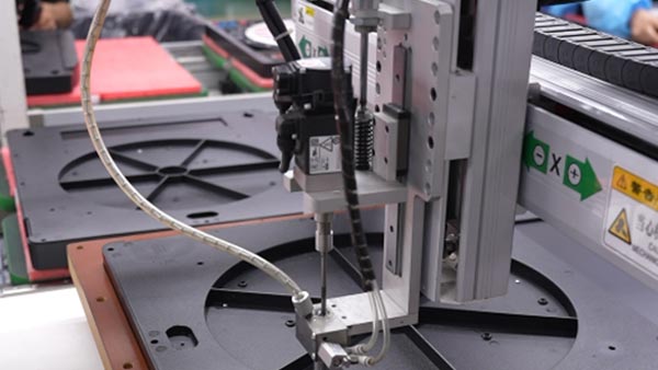 越南塑胶注塑加工厂家：高效解决清洁家电注塑流痕缺陷，筑牢产品外观品质