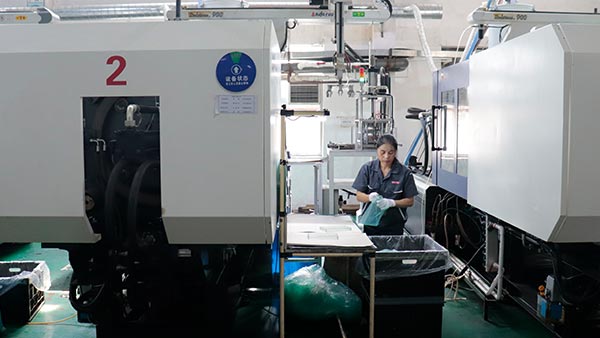 注塑加工产品质量检测全指南：从外观检验到功能测试的标准与方法